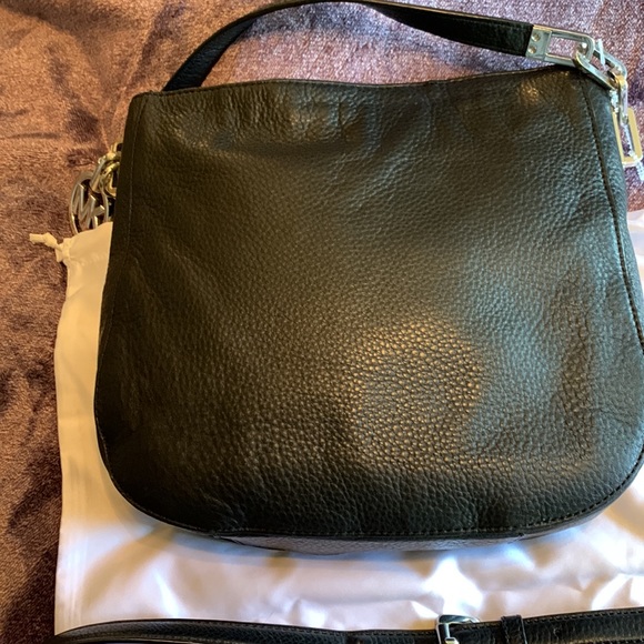 NWT MK Leather Bag🔥 - Picture 5 of 16